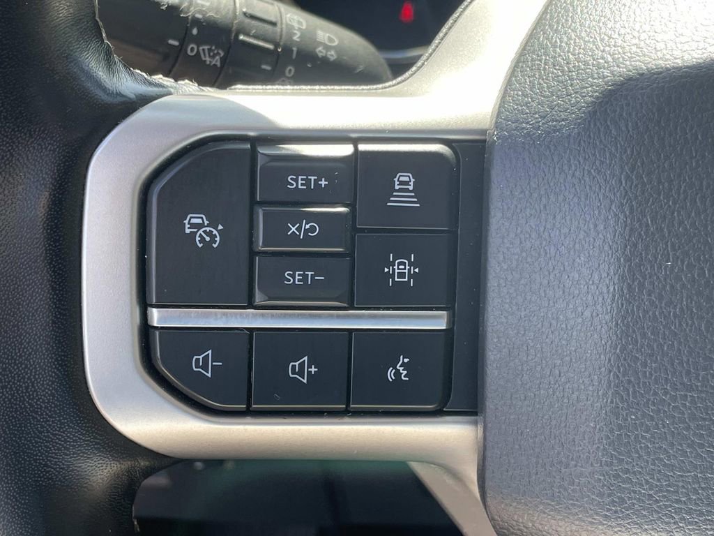 Used 2024 Ford Expedition Limited image 27