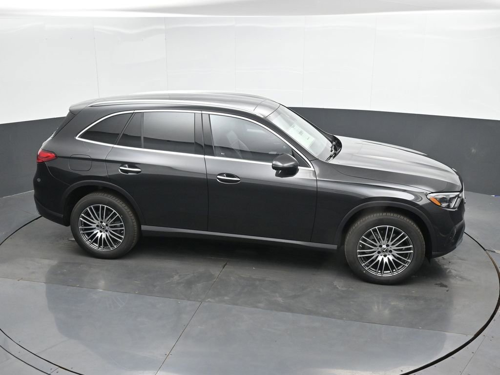 New 2026 Mercedes-Benz GLC 300 4MATIC image 32