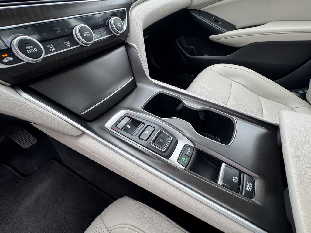 Used 2019 Honda Accord Touring image 26