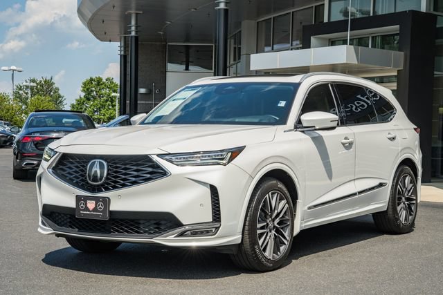 Used 2025 Acura MDX SH-AWD w/ Advance Package image 3