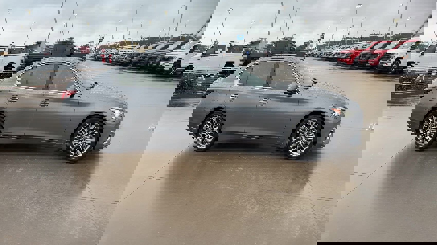 Used 2024 INFINITI Q50 Luxe w/ Cargo Package image 9