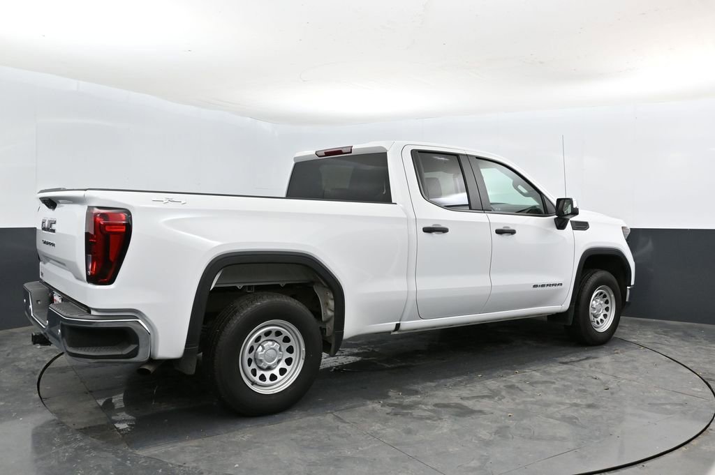 Used 2025 GMC Sierra 1500 Pro w/ Pro Value Package image 3