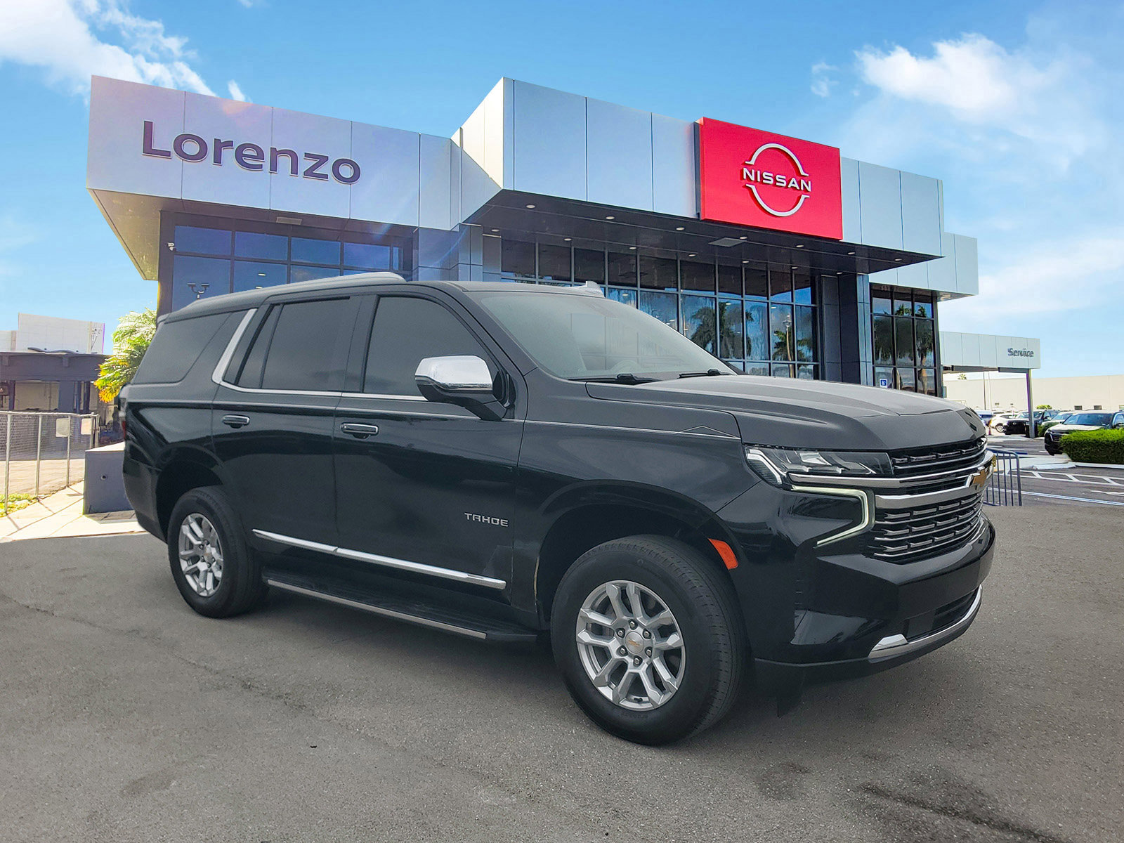 Used 2021 Chevrolet Tahoe Premier RWD image 3