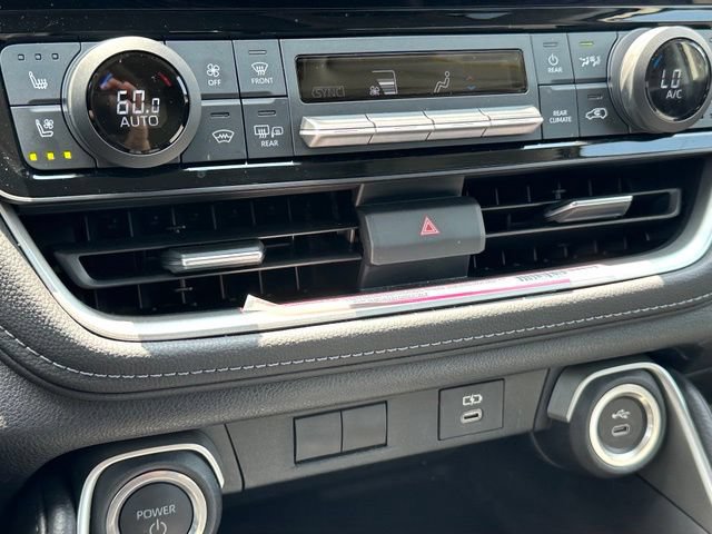 Used 2024 Toyota Grand Highlander AWD Hybrid image 30