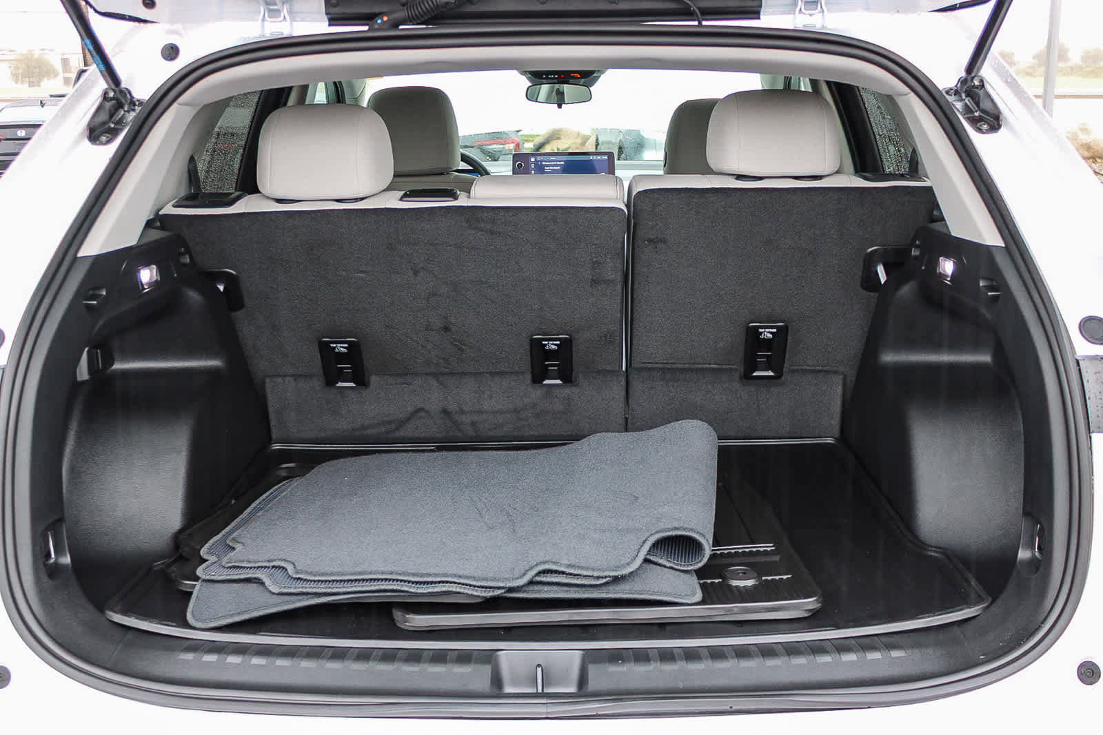 Certified 2025 Honda Prologue EX image 25