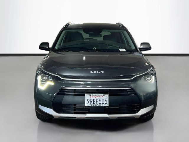 Used 2025 Kia Niro EX FWD image 2
