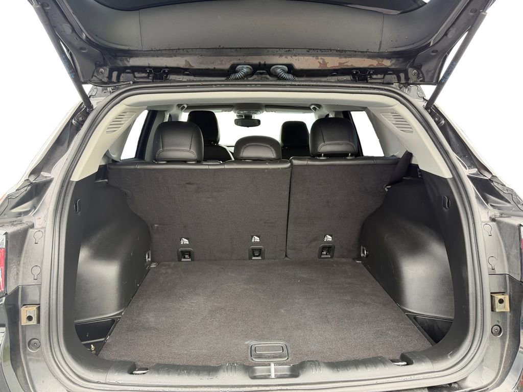Used 2022 Jeep Compass Latitude FWD image 19