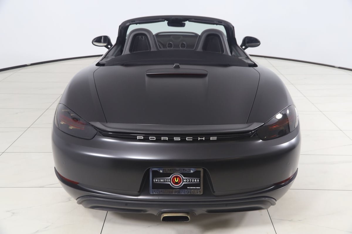Used 2017 Porsche 718 Boxster RWD image 46