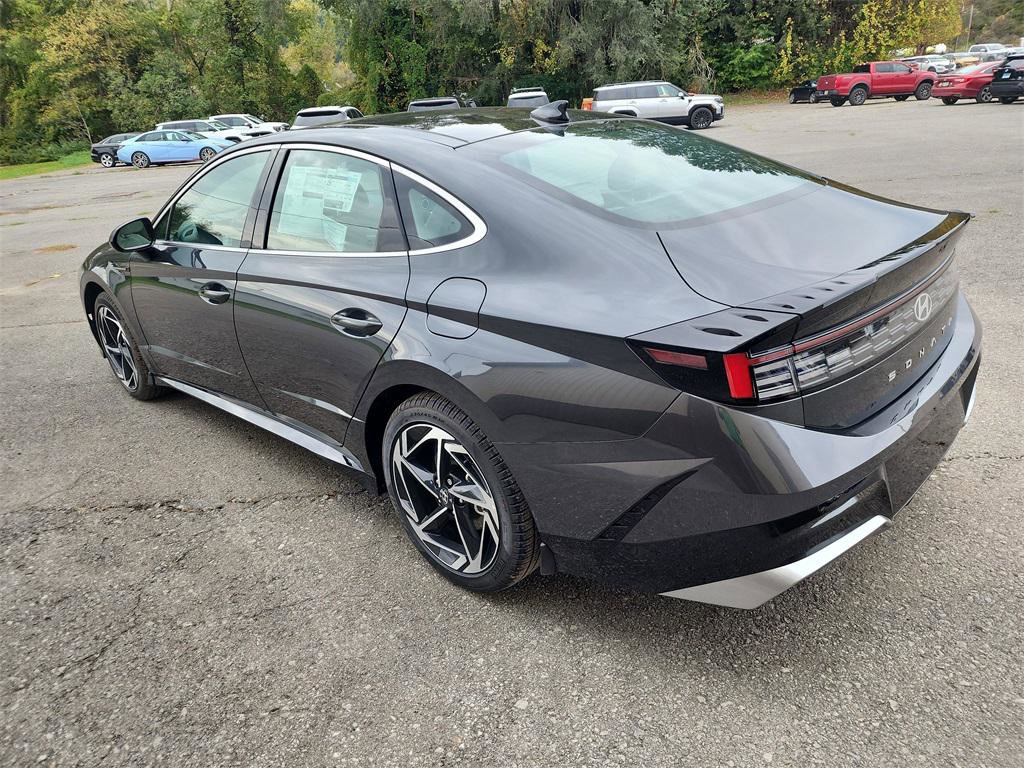 New 2025 Hyundai Sonata SEL image 6