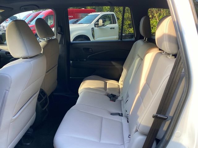 Used 2023 Honda Passport EX-L image 8