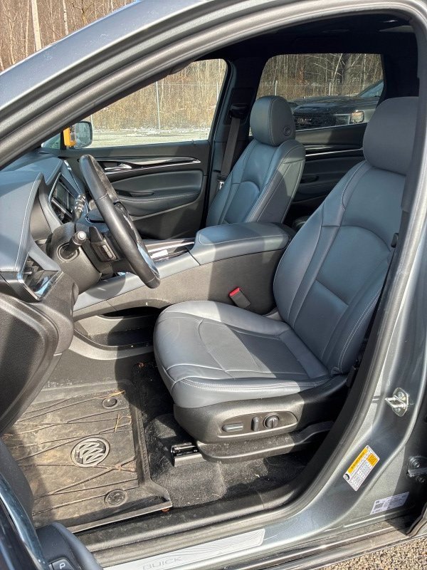 Used 2023 Buick Enclave Essence w/ Experience Buick Package image 2