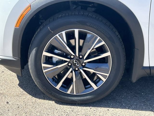 New 2027 INFINITI QX60 Luxe FWD image 10