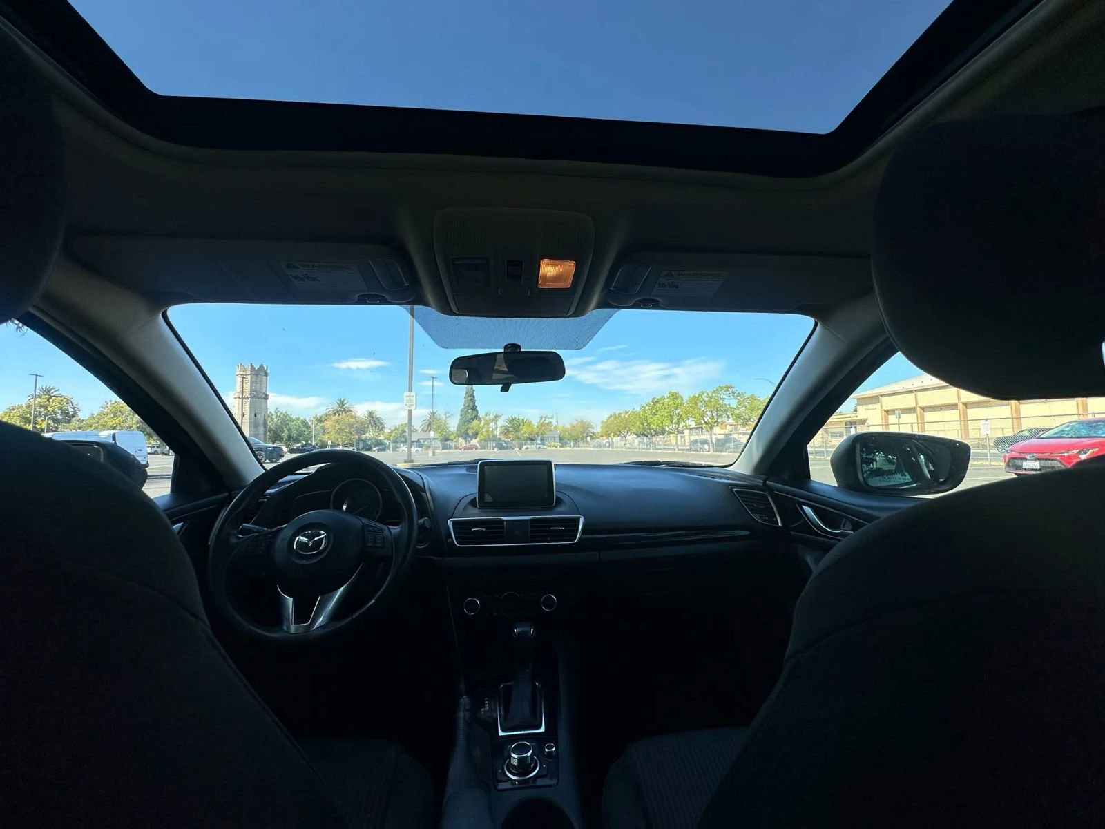 Used 2015 MAZDA MAZDA3 i Touring w/ Technology Package image 12