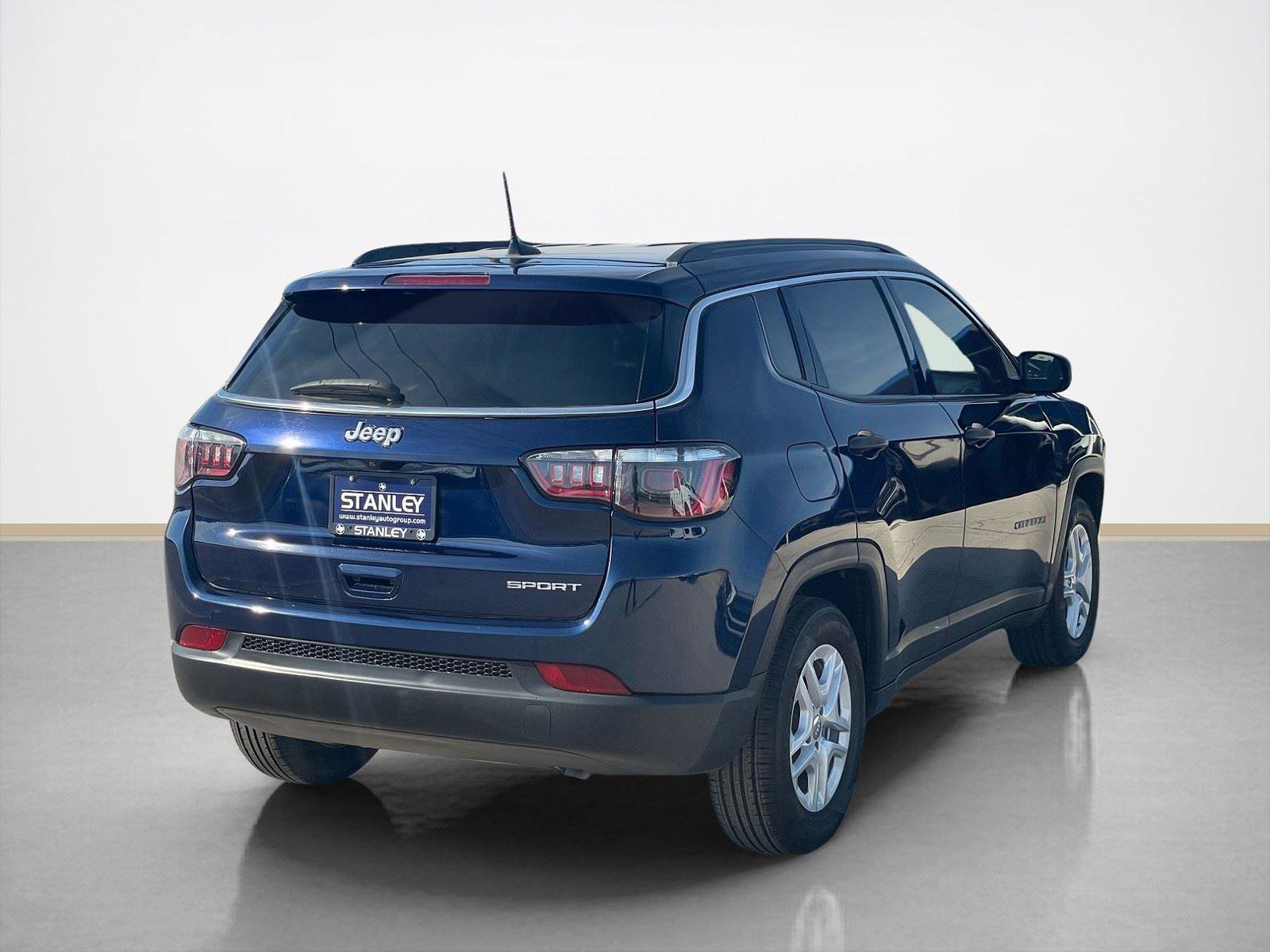 Used 2021 Jeep Compass Sport w/ Cold Weather Group image 8