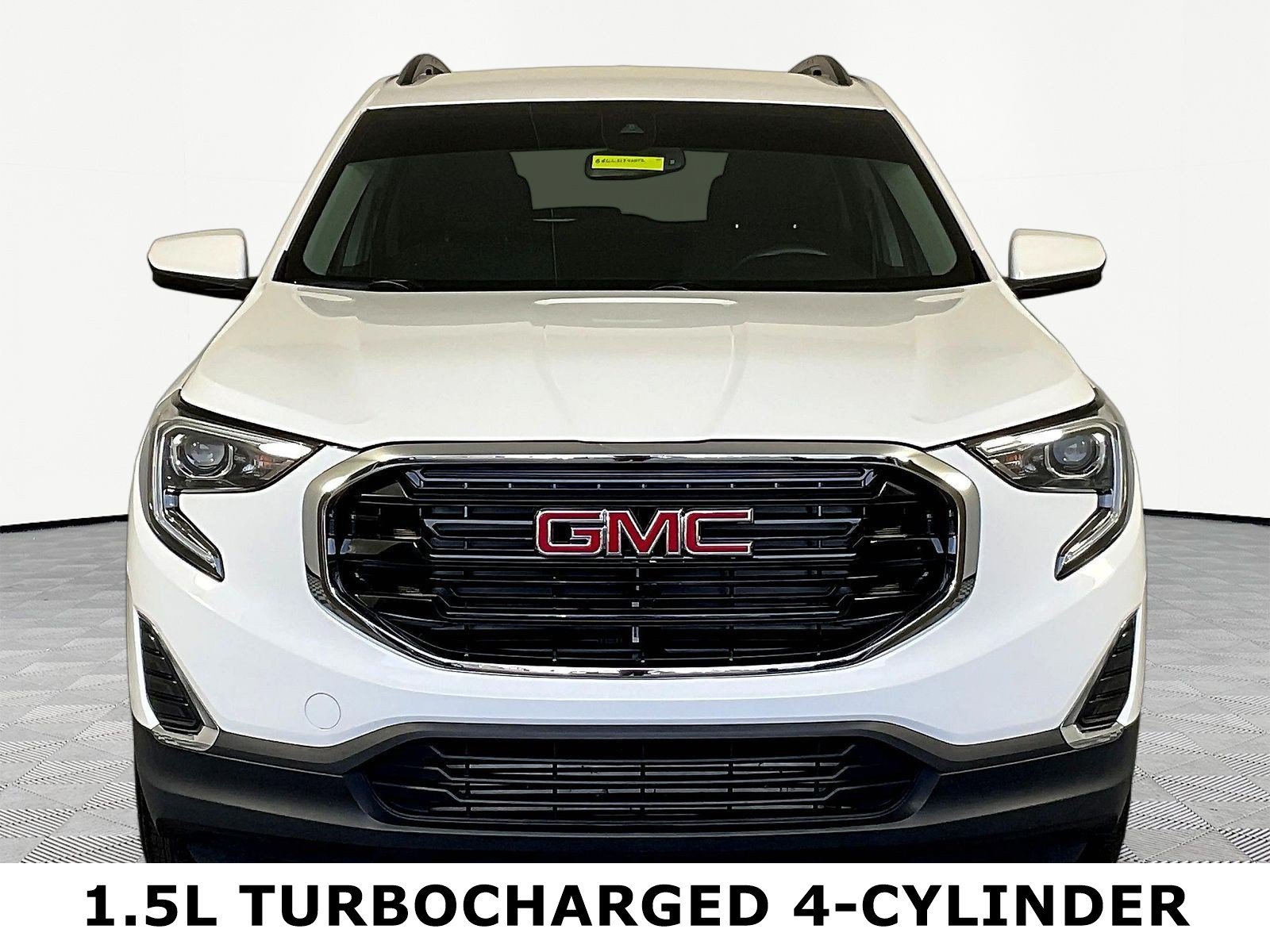 Used 2020 GMC Terrain SLE w/ Driver Convenience Package AWD/4WD image 2