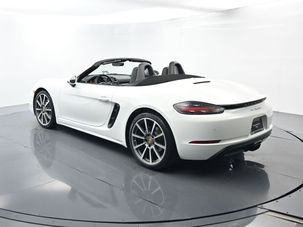 Certified 2018 Porsche 718 Boxster image 3