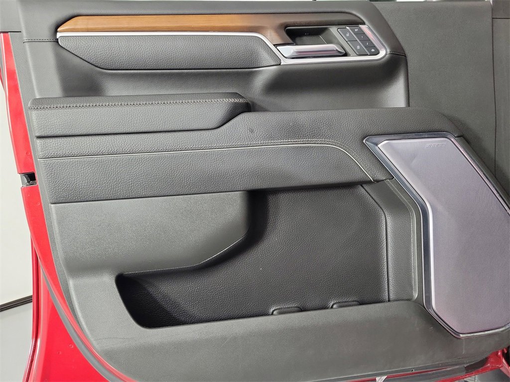 Used 2024 GMC Sierra 2500 Denali w/ Denali Reserve Package image 17