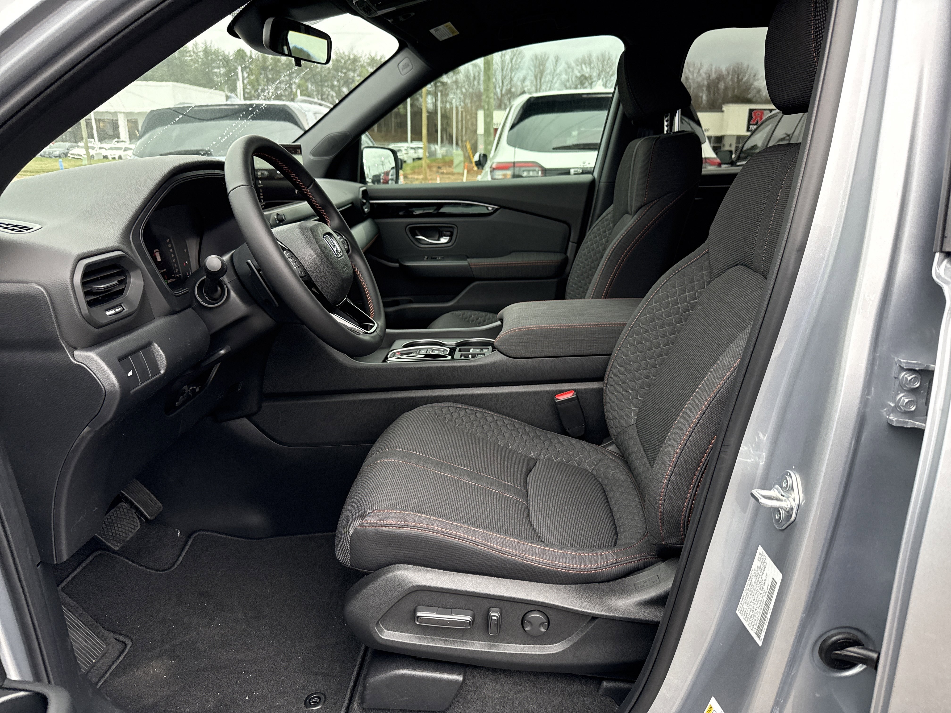 New 2026 Honda Pilot Sport image 14