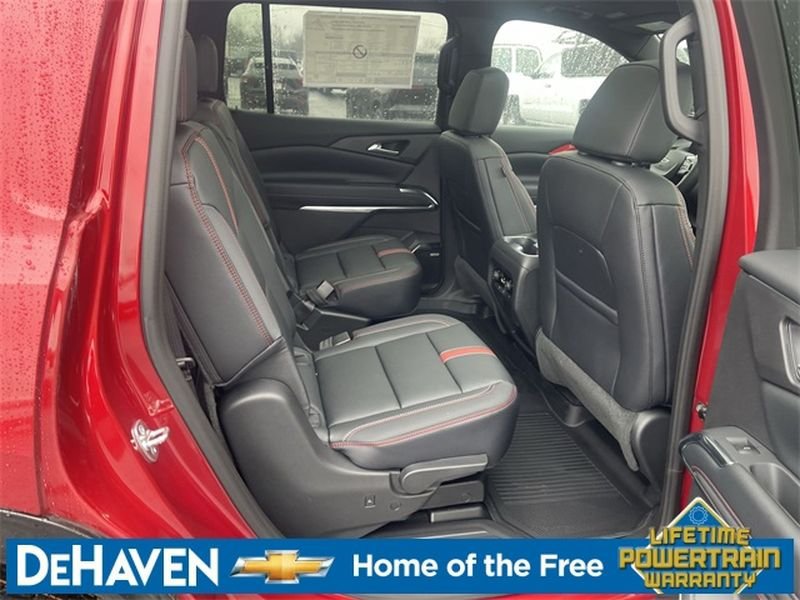 New 2026 Chevrolet Traverse RS w/ LPO, Floor Liner Package AWD/4WD image 28