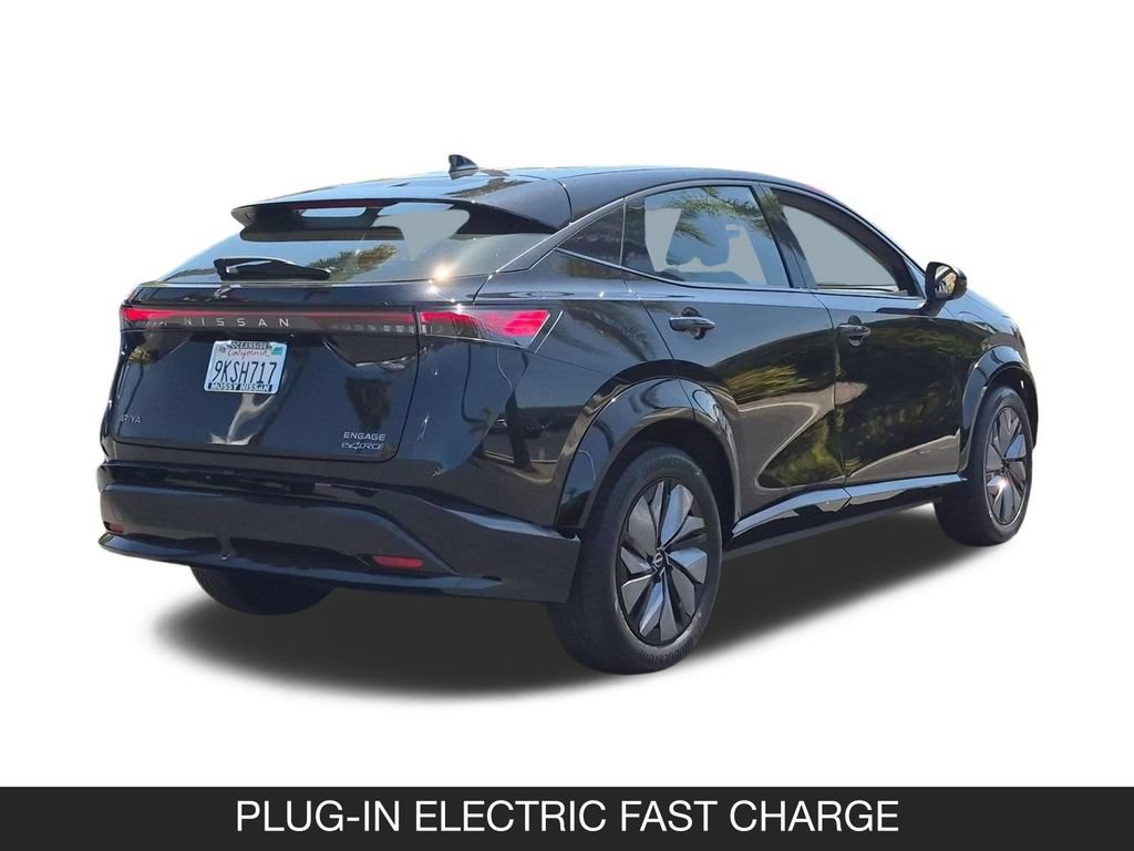 Used 2023 Nissan Ariya AWD image 9