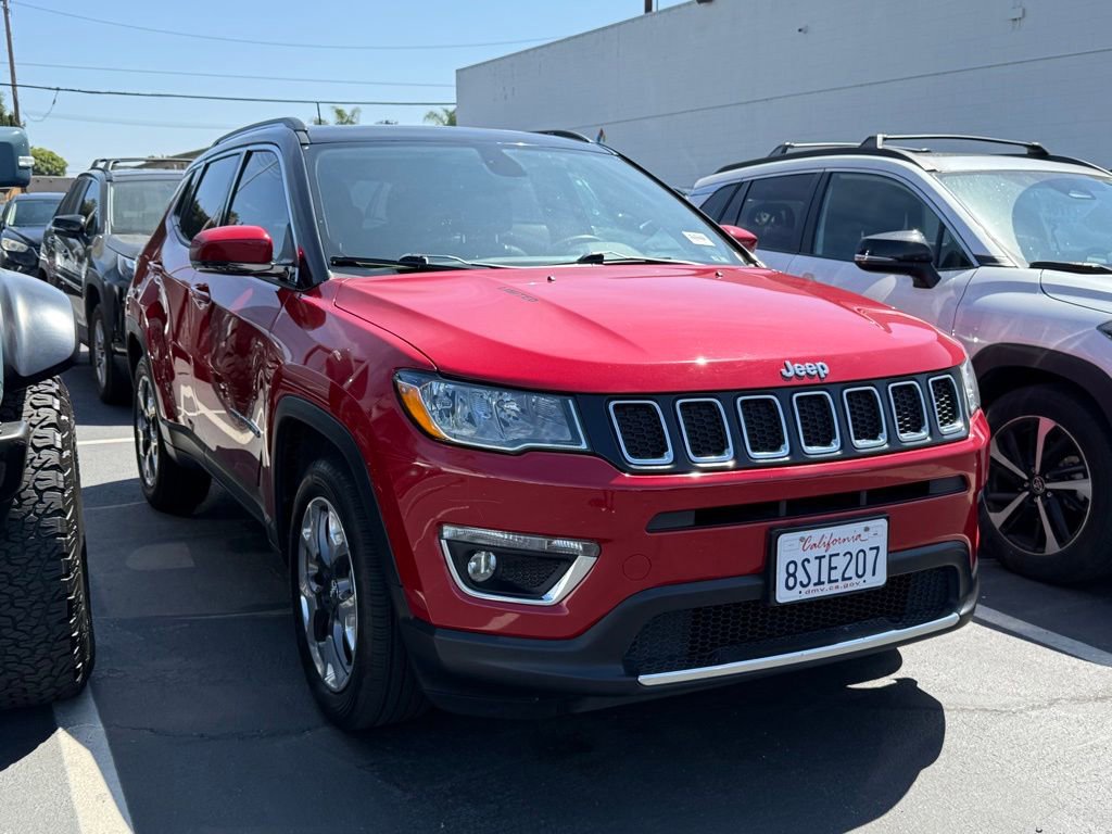 Used 2018 Jeep Compass Limited w/ Navigation Group image 2