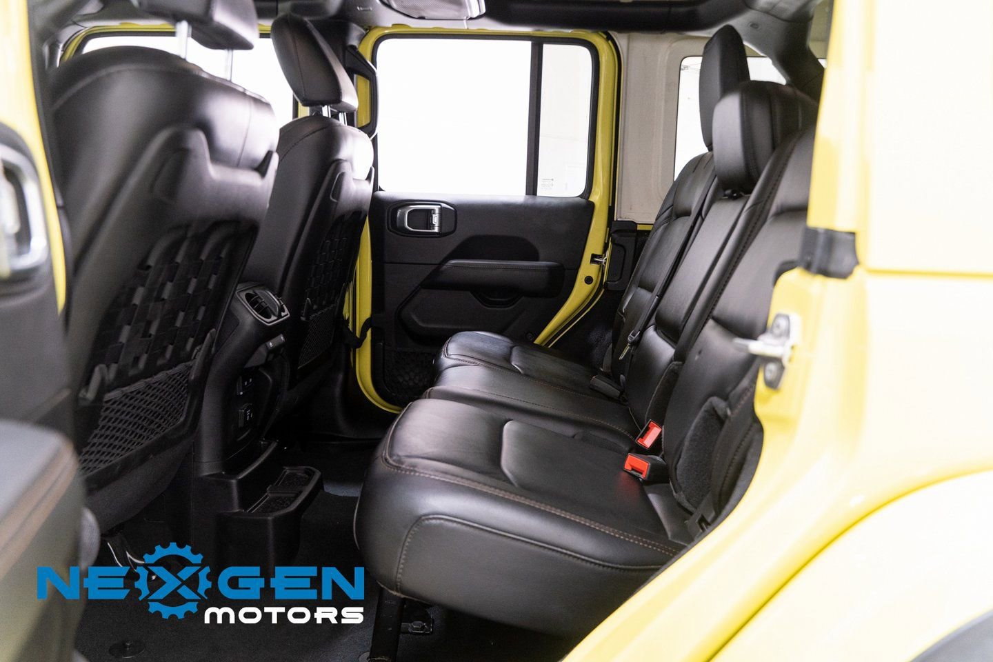 Used 2023 Jeep Wrangler Unlimited Rubicon 392 w/ Xtreme Recon 35" Tire Package image 39