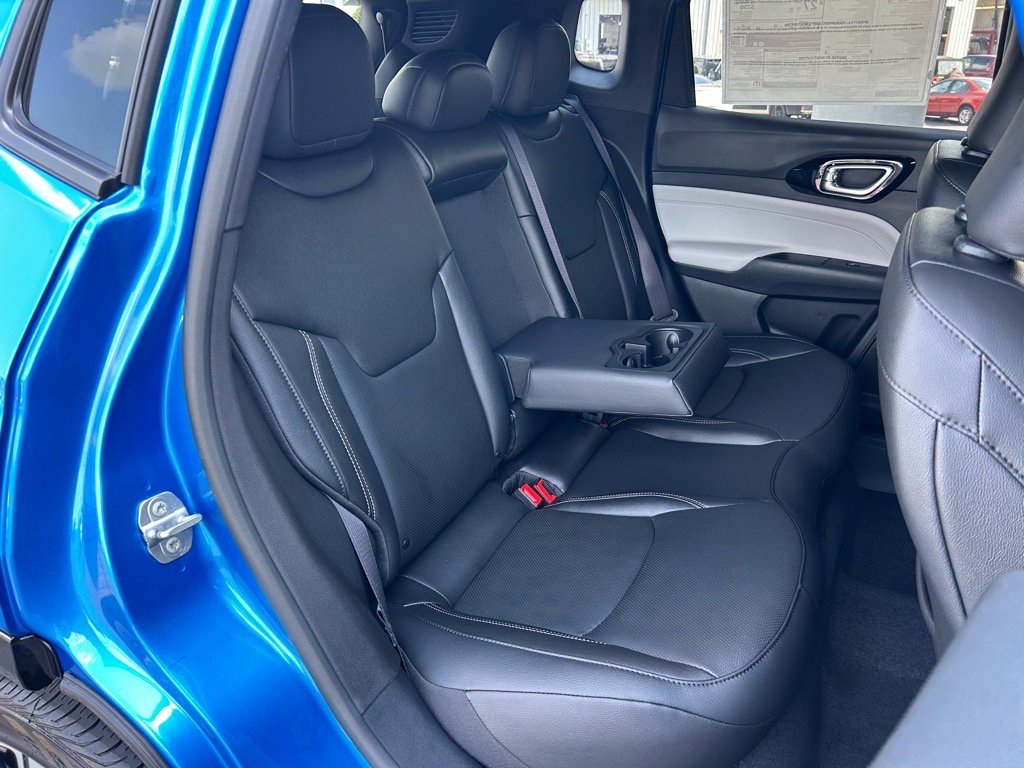 New 2025 Jeep Compass Limited image 47