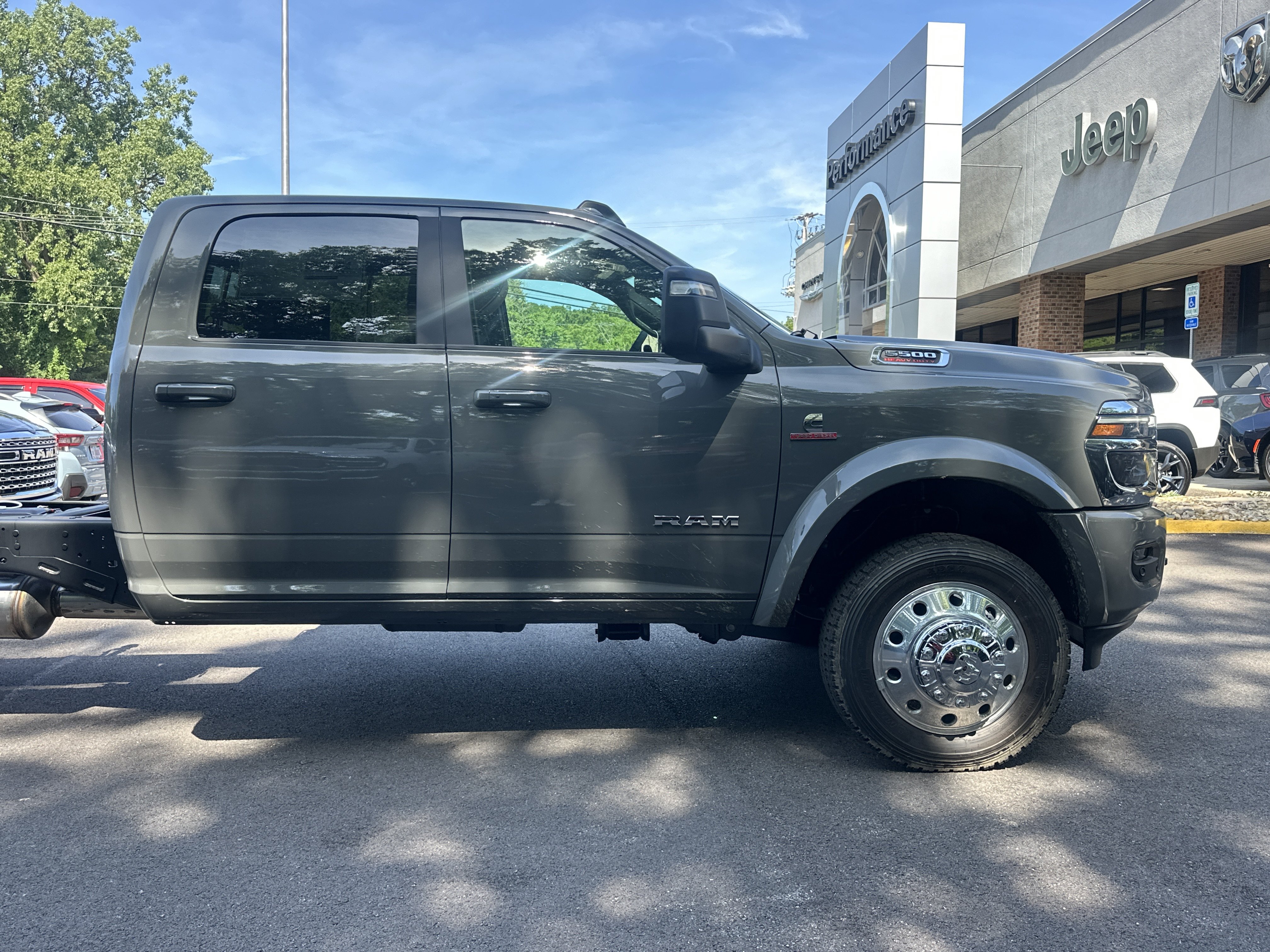 New 2026 RAM 5500 4x4 Crew Cab w/ Laramie Trim Package image 20