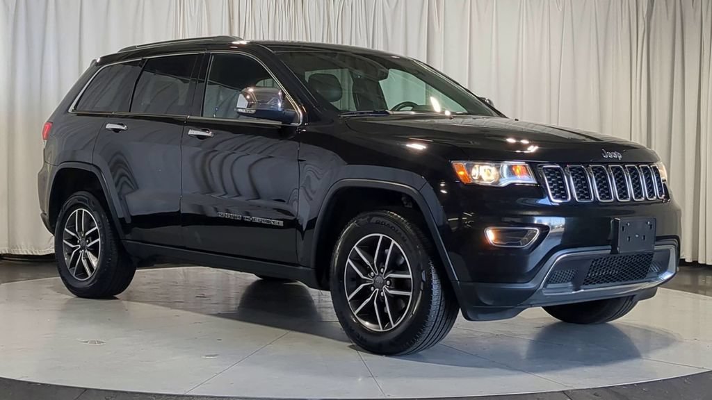 Used 2019 Jeep Grand Cherokee Limited AWD/4WD image 3