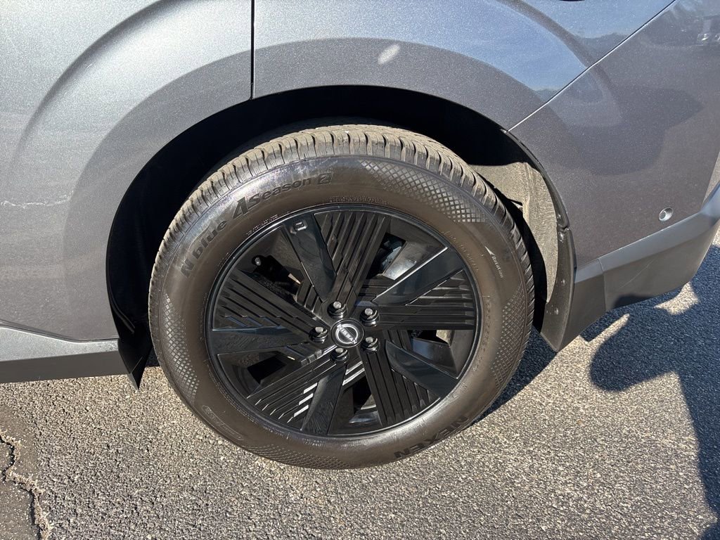 Used 2025 Nissan Murano SV image 12