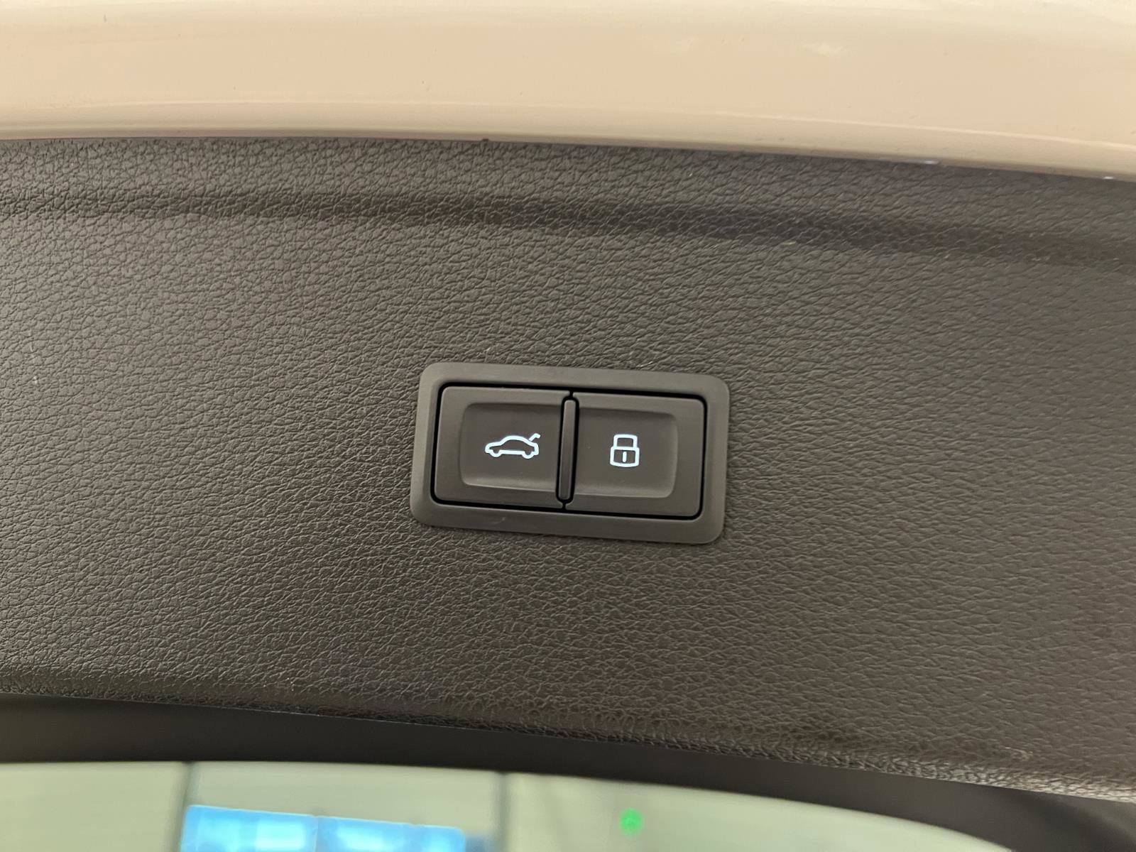 Used 2018 Audi Q5 2.0T Premium image 33