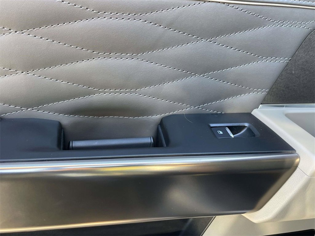 New 2026 Ford F250 Platinum image 14