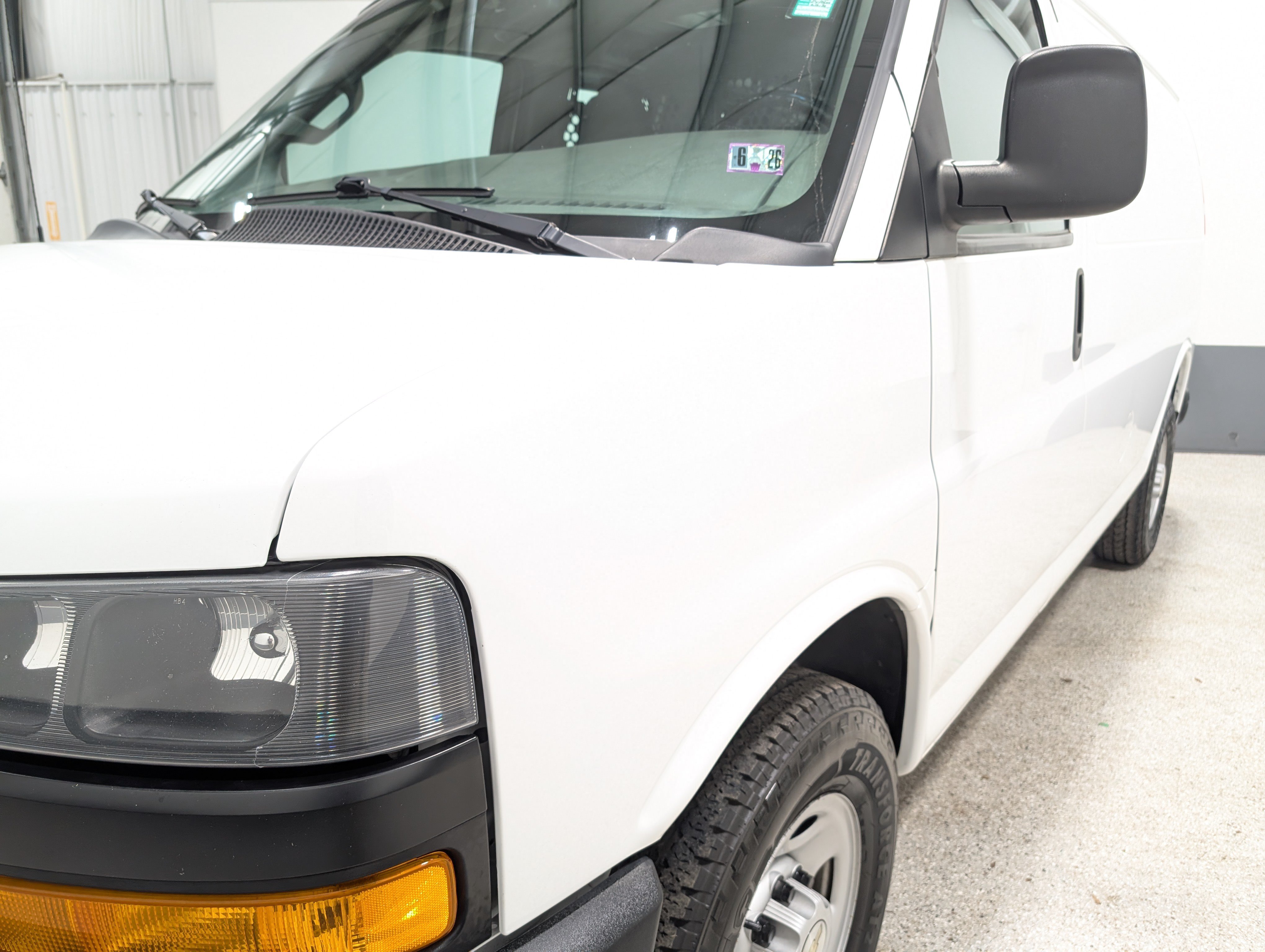 Used 2022 Chevrolet Express 3500 w/ Driver Convenience Package RWD image 6