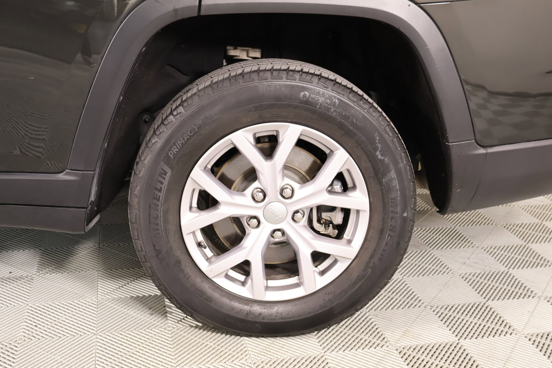 Used 2022 Jeep Grand Cherokee L Limited RWD image 20