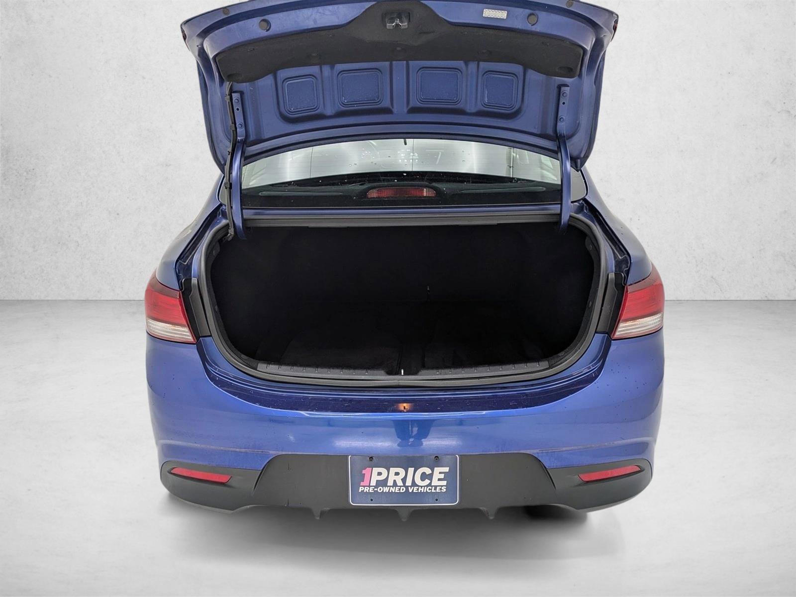 Used 2019 Kia Rio S FWD image 6