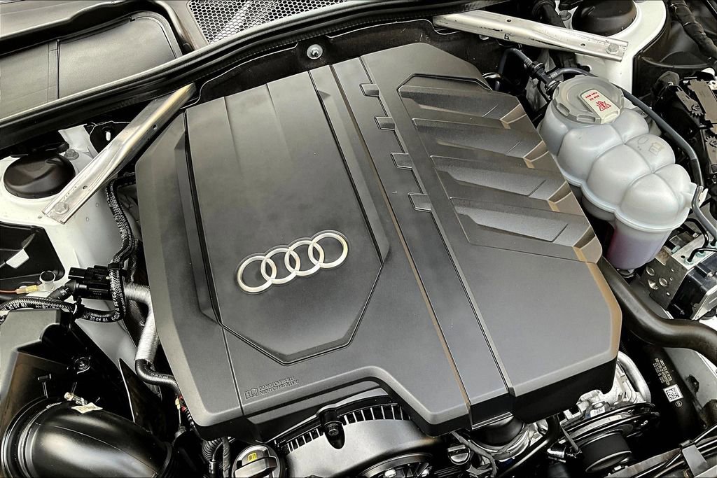 Used 2023 Audi A4 2.0T Premium w/ Convenience Package image 30