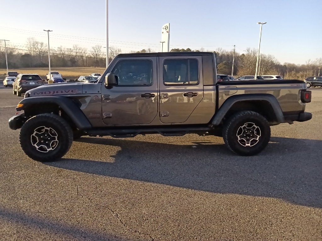 Used 2022 Jeep Gladiator Mojave w/ Cold Weather Group image 6
