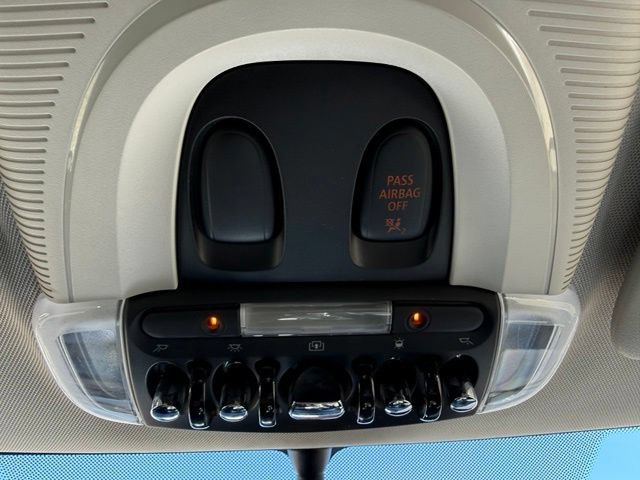 Used 2015 MINI Cooper 4-Door Hardtop FWD image 22