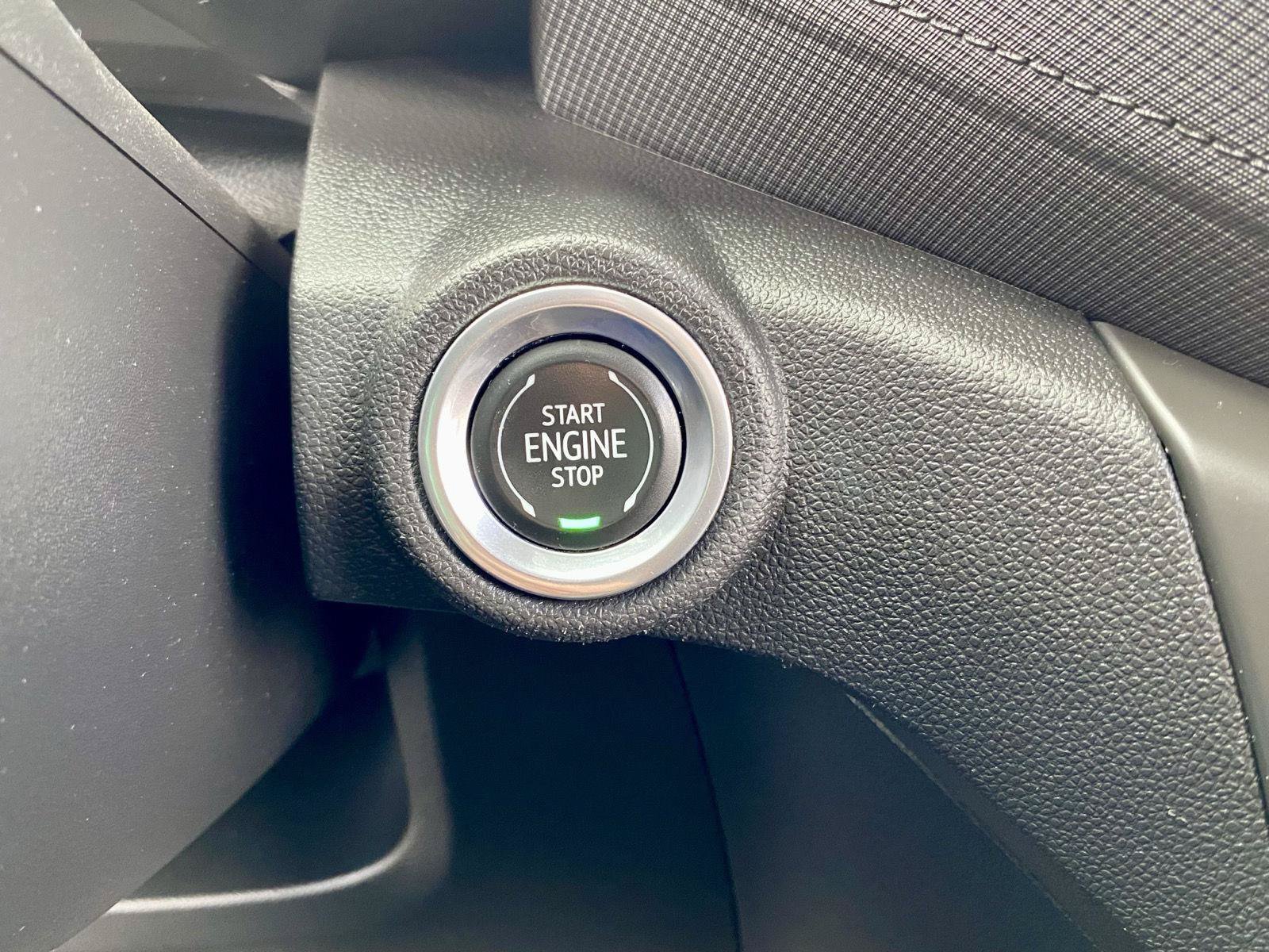 Used 2021 Chevrolet TrailBlazer LT w/ Convenience Package FWD image 18