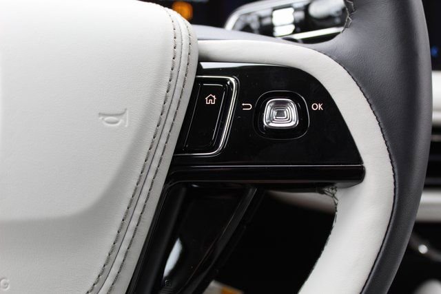 New 2026 Lincoln Aviator Reserve AWD/4WD image 16