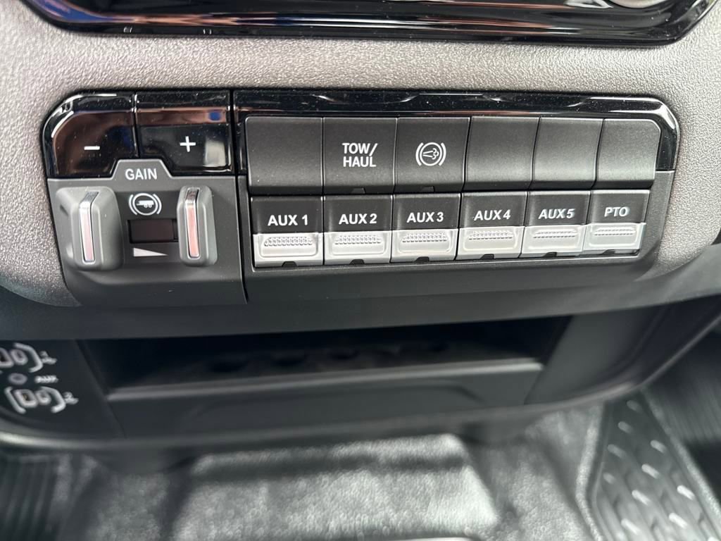 New 2025 RAM 5500 Tradesman image 36