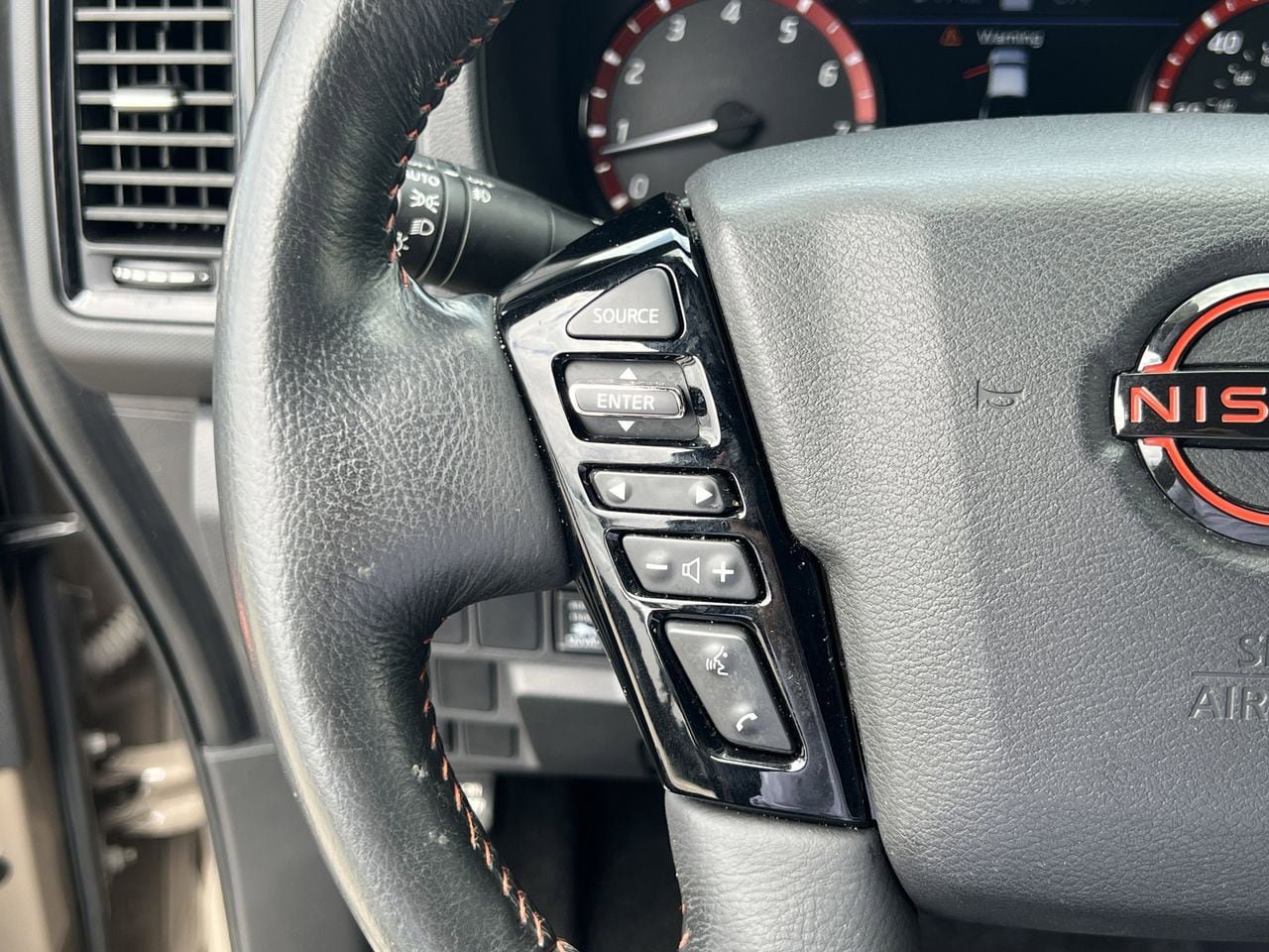 Certified 2023 Nissan Frontier Pro-X w/ Pro-X Premium Package RWD image 10