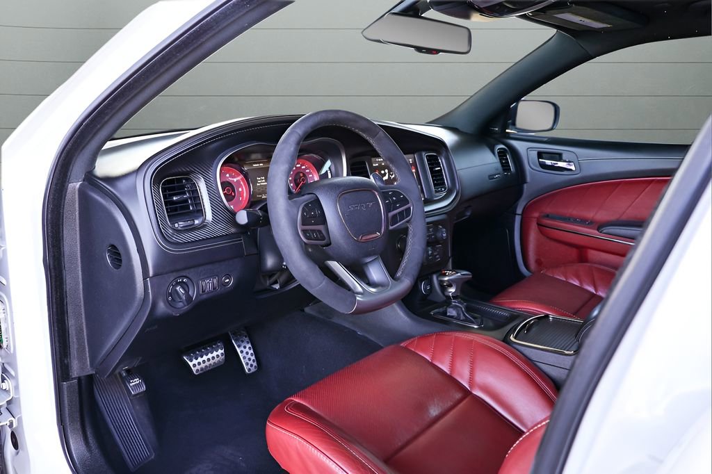 Used 2022 Dodge Charger SRT Hellcat w/ Carbon/Suede Interior Package image 40