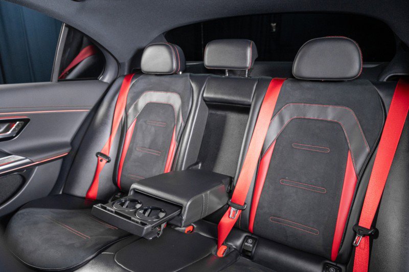 New 2026 Mercedes-Benz E 53 AMG e 4MATIC Sedan image 30