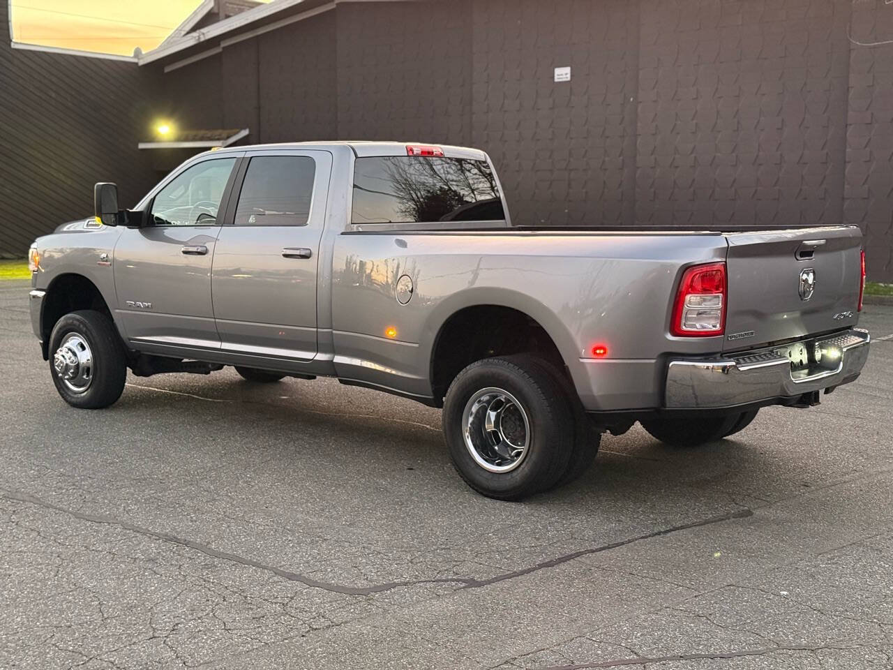 Used 2021 RAM 3500 Big Horn AWD/4WD image 29