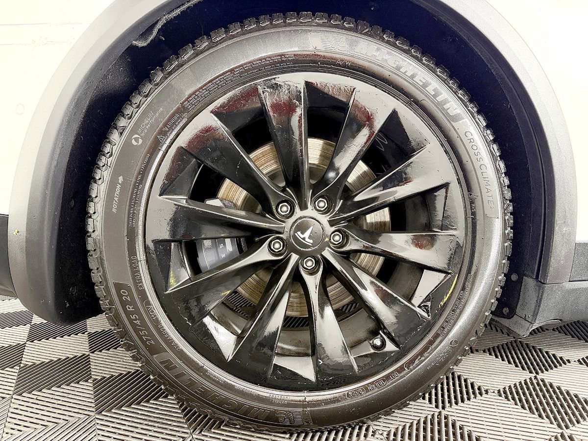 Used 2017 Tesla Model X 100D AWD/4WD image 28