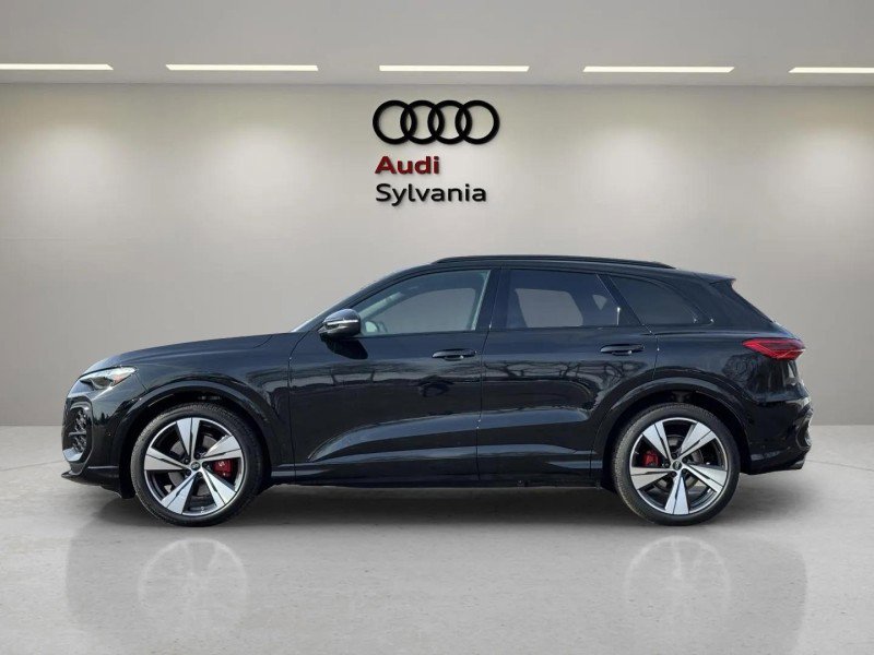 New 2025 Audi SQ5 Premium Plus image 12