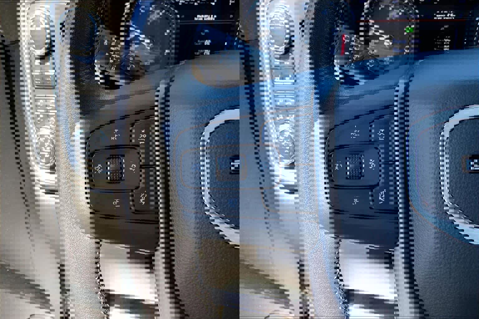 Used 2022 GMC Sierra 1500 Denali w/ Driver Alert Package II image 23