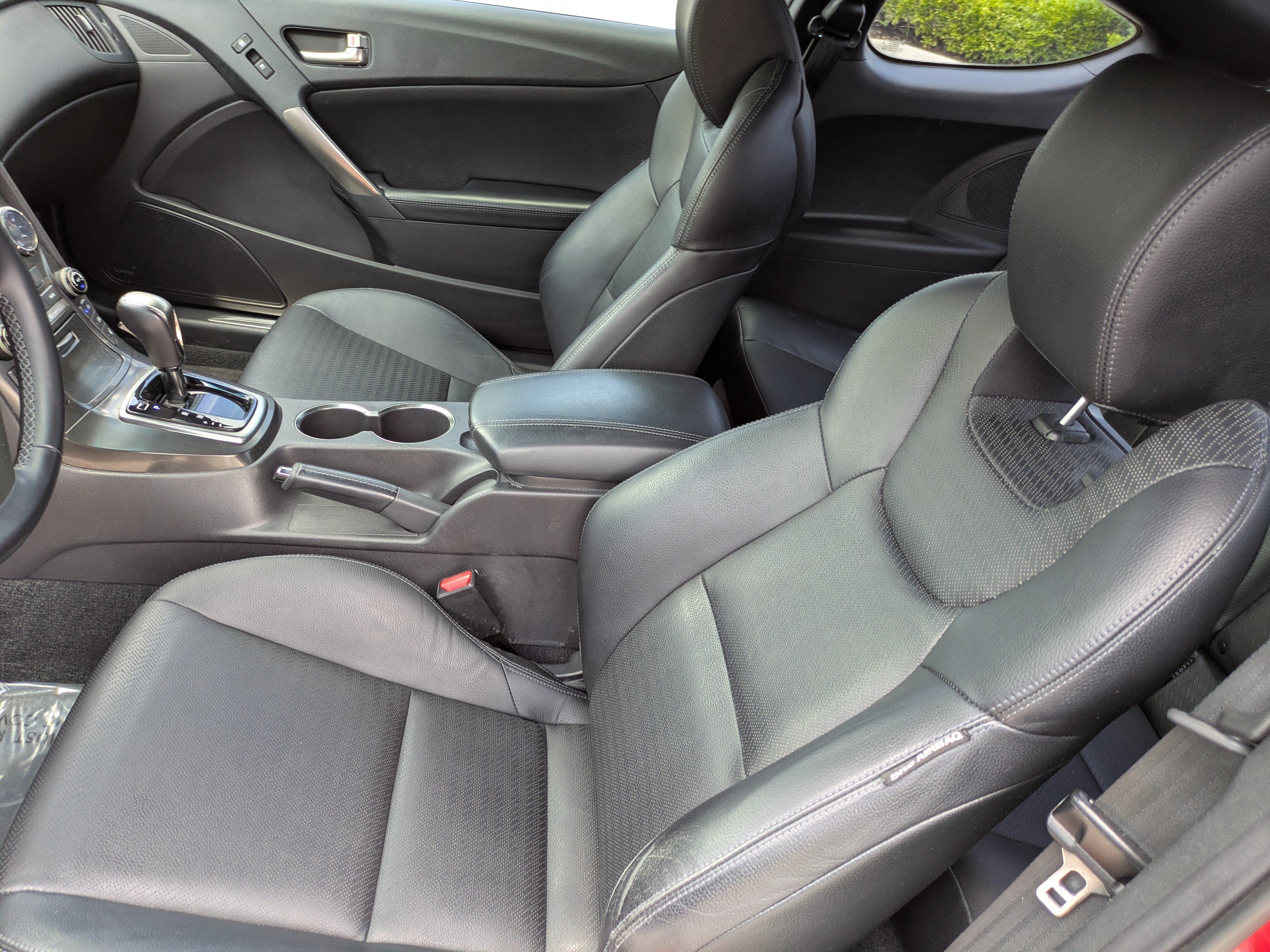 Used 2015 Hyundai Genesis 3.8 RWD image 13
