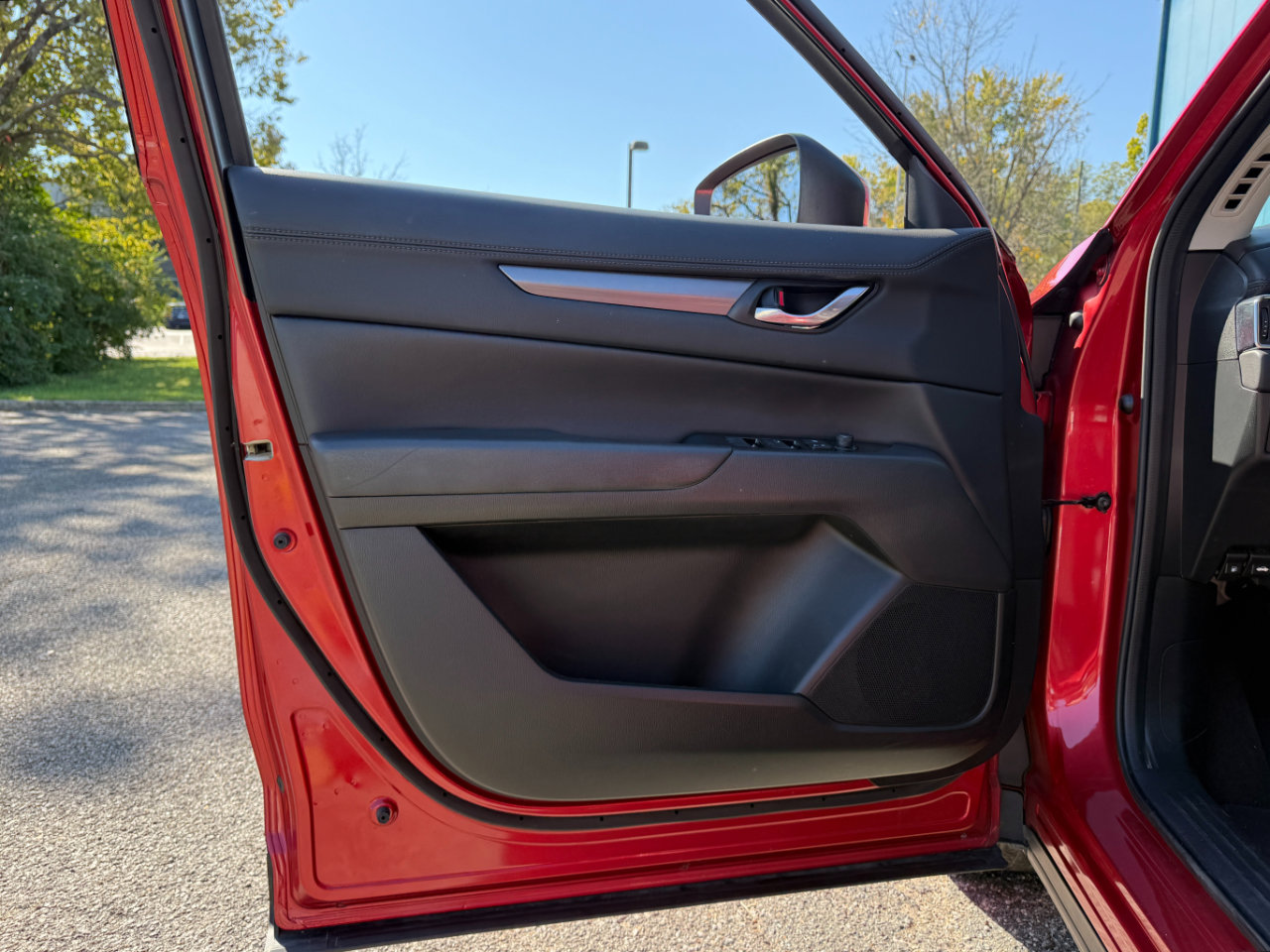 Used 2017 MAZDA CX-5 Touring image 13